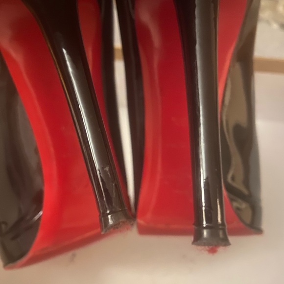 Authentic Christian Louboutin “NEW SIMPLE PUMP 120 patent-. European size 40.5 - Picture 3 of 6